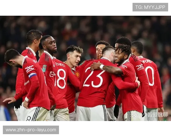 英超创纪录之夜，成为前锋的救世主